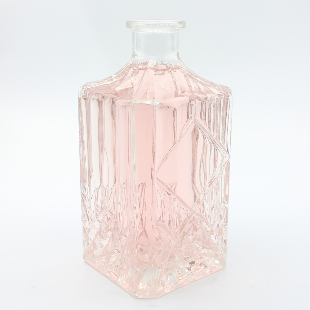 Square Clear Fancy 700ml Glass Spirit Bottle