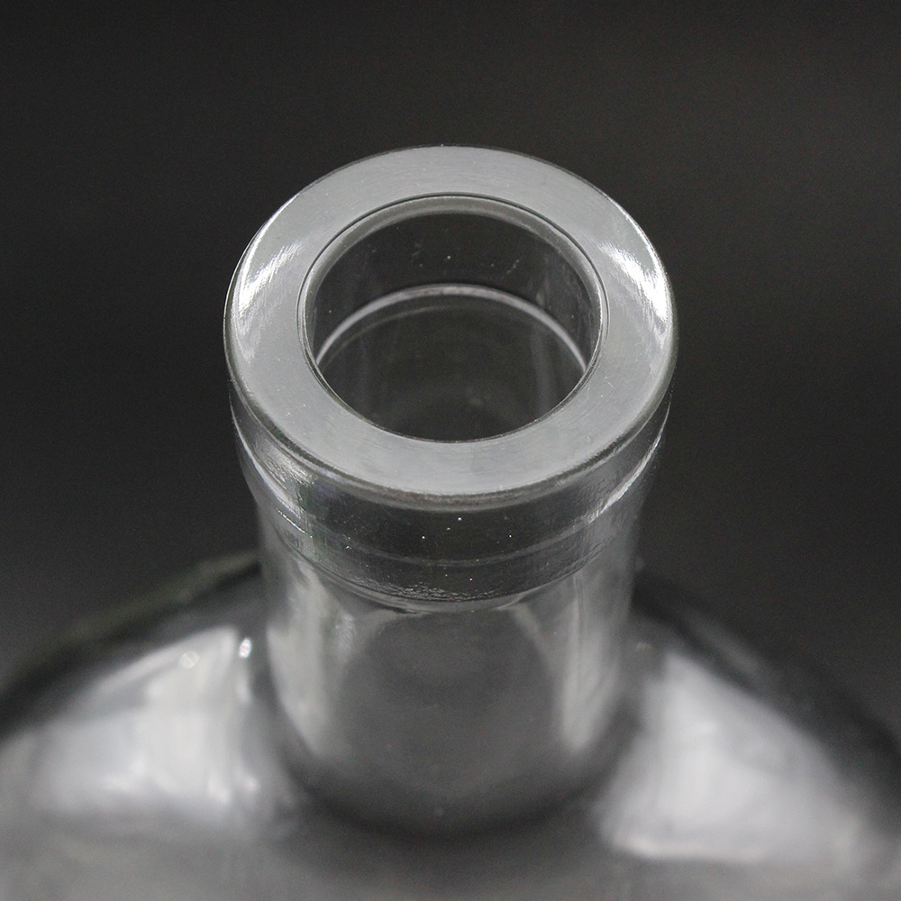 Round Shaped 750ml Liquor Glass Bottle