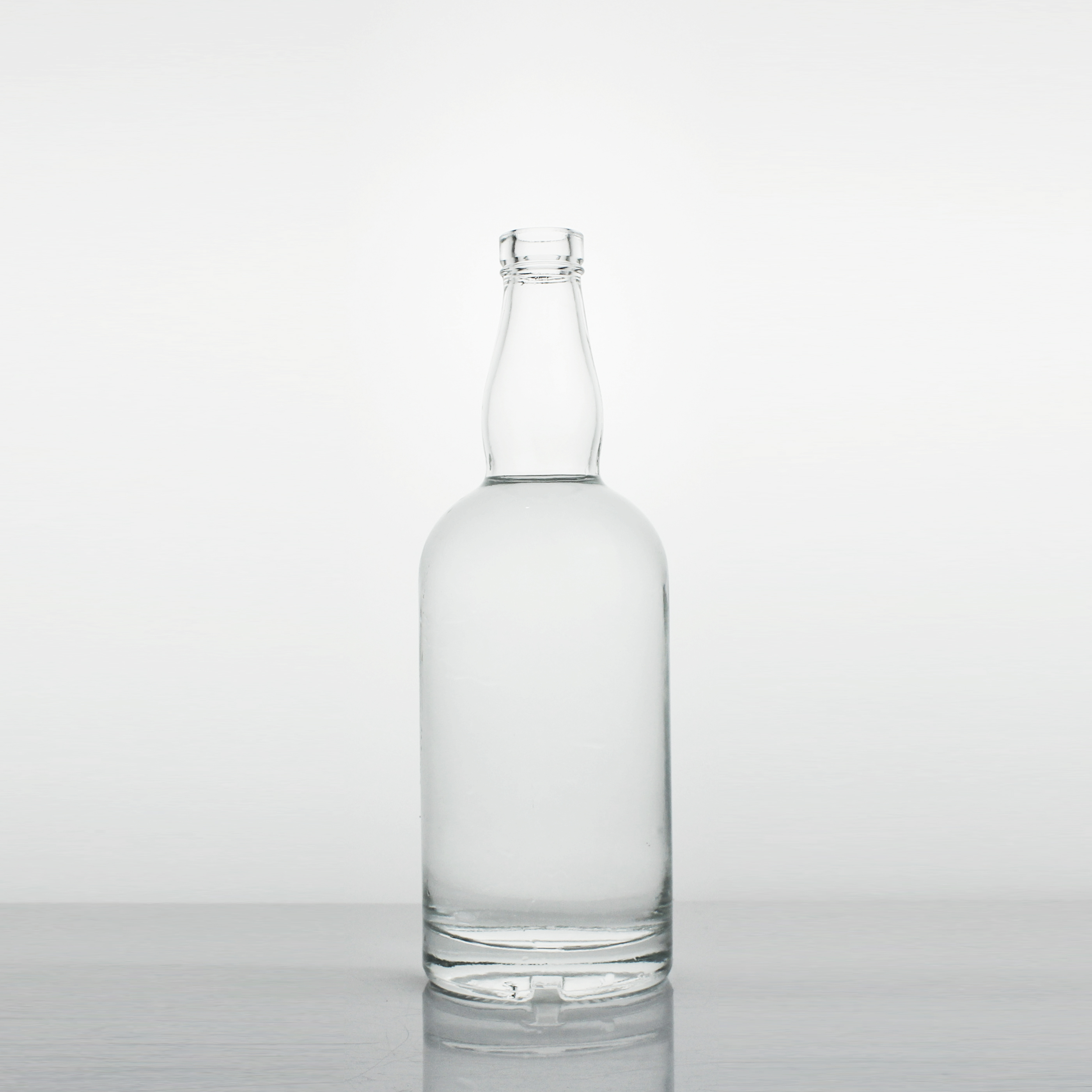 750ml Custom Glass Vodka Gin Whiskey Bottle 